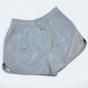 Grey Lab Stylish Light Gray Women's Shorts Size Medium Faux Leather